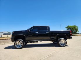 2022 CHEVROLET SILVERADO 2500 HD CREW CAB PICKUP V8, TURBO DIESEL, 6.6 LITER HIGH COUNTRY PICKUP 4D 8 FT