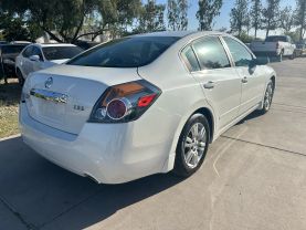 2010 Nissan Altima - Image 6