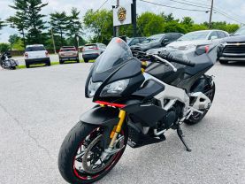 2020 APRILIA TUONO V4 1100 FACTORY SPORTBIKES - -