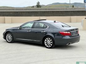 2010 LEXUS LS SEDAN V8, 4.6 LITER LS 460 SEDAN 4D