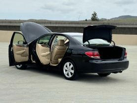 2005 LEXUS ES SEDAN V6, 3.3 LITER ES 330 SEDAN 4D