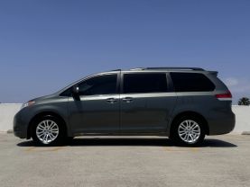 2014 TOYOTA SIENNA PASSENGER V6, 3.5 LITER XLE MINIVAN 4D