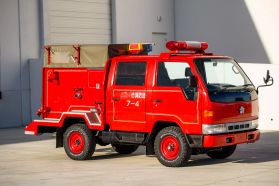 1996 TOYOTA HIACE TRUCK 3L FIRE TRUCK