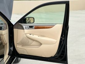 2005 LEXUS ES SEDAN V6, 3.3 LITER ES 330 SEDAN 4D
