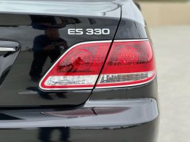 2005 LEXUS ES SEDAN V6, 3.3 LITER ES 330 SEDAN 4D