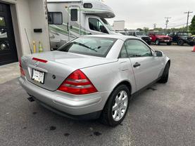 Used 2000 MERCEDES-BENZ SLK-CLASS CONVERTIBLE 4-CYL, SUPERCHARGED, 2.3L SLK 230 ROADSTER 2D - LA Auto Star located in Virginia Beach, VA