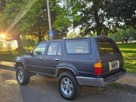 1995 TOYOTA 4RUNNER SUV V6, 3.0 LITER SR5 SPORT UTILITY 4D