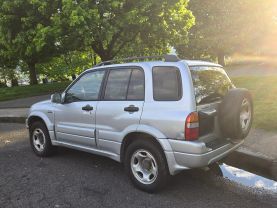 2002 SUZUKI GRAND VITARA SUV V6, 2.5 LITER JLX HARD TOP SPORT UTILITY 4D