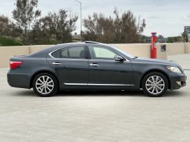 2010 LEXUS LS SEDAN V8, 4.6 LITER LS 460 SEDAN 4D