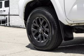 2020 TOYOTA TACOMA DOUBLE CAB PICKUP V6, 3.5 LITER SR5 PICKUP 4D 5 FT
