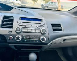 2010 HONDA CIVIC SEDAN 4-CYL, VTEC, 1.8 LITER VP SEDAN 4D