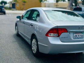 2010 HONDA CIVIC SEDAN 4-CYL, VTEC, 1.8 LITER VP SEDAN 4D