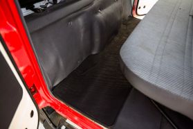 1996 TOYOTA HIACE TRUCK 3L FIRE TRUCK