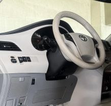 2014 TOYOTA SIENNA PASSENGER V6, 3.5 LITER XLE MINIVAN 4D