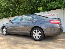 2009 TOYOTA CAMRY SEDAN 4-CYL, 2.4 LITER LE SEDAN 4D