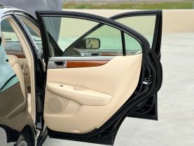 2005 LEXUS ES SEDAN V6, 3.3 LITER ES 330 SEDAN 4D