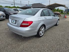 2012 MERCEDES-BENZ C-CLASS SEDAN V6, 3.0 LITER C 300 4MATIC LUXURY SEDAN 4D