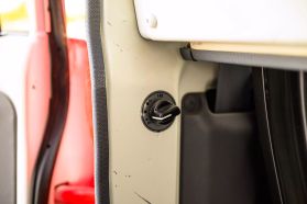 1996 TOYOTA HIACE TRUCK 3L FIRE TRUCK