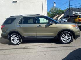 2012 FORD EXPLORER SUV GOLD AUTOMATIC - Auto Spot