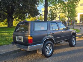 1995 TOYOTA 4RUNNER SUV V6, 3.0 LITER SR5 SPORT UTILITY 4D