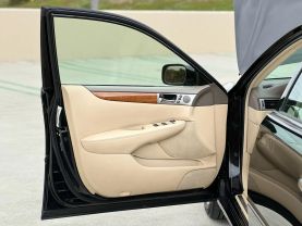 2005 LEXUS ES SEDAN V6, 3.3 LITER ES 330 SEDAN 4D