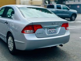 2010 HONDA CIVIC SEDAN 4-CYL, VTEC, 1.8 LITER VP SEDAN 4D