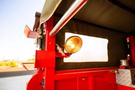1996 TOYOTA HIACE TRUCK 3L FIRE TRUCK