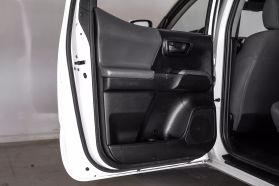 2020 TOYOTA TACOMA DOUBLE CAB PICKUP V6, 3.5 LITER SR5 PICKUP 4D 5 FT