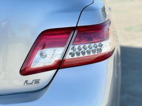 2011 TOYOTA CAMRY SEDAN 4-CYL, 2.5 LITER LE SEDAN 4D