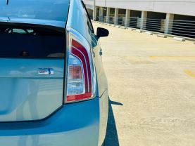 2014 TOYOTA PRIUS HATCHBACK 4-CYL, HYBRID, 1.8 LITER TWO HATCHBACK 4D