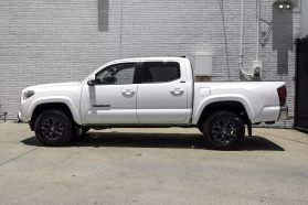 2020 TOYOTA TACOMA DOUBLE CAB PICKUP V6, 3.5 LITER SR5 PICKUP 4D 5 FT