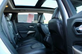 2017 JEEP CHEROKEE SUV V6, 3.2 LITER LIMITED SPORT UTILITY 4D