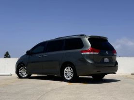 2014 TOYOTA SIENNA PASSENGER V6, 3.5 LITER XLE MINIVAN 4D