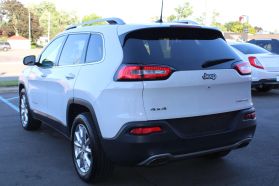 2017 JEEP CHEROKEE SUV V6, 3.2 LITER LIMITED SPORT UTILITY 4D