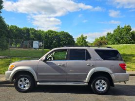 2002 TOYOTA SEQUOIA SUV V8, 4.7 LITER SR5 SPORT UTILITY 4D