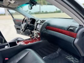 2010 LEXUS LS SEDAN V8, 4.6 LITER LS 460 SEDAN 4D