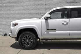 2020 TOYOTA TACOMA DOUBLE CAB PICKUP V6, 3.5 LITER SR5 PICKUP 4D 5 FT