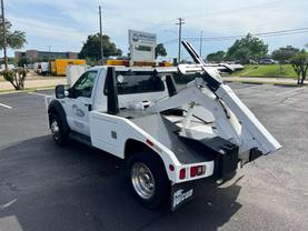 2006 FORD F450 SUPER DUTY REGULAR CAB & CHASSIS CAB CHASSIS WHITE AUTOMATIC - Dart Auto Group