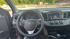 2017 Toyota Rav4 - Image 14