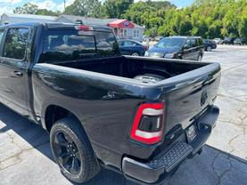 2019 RAM 1500 CREW CAB PICKUP V8, HEMI, 5.7 LITER BIG HORN PICKUP 4D 5 1/2 FT