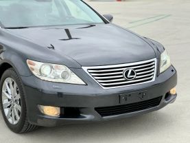 2010 LEXUS LS SEDAN V8, 4.6 LITER LS 460 SEDAN 4D