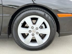 2005 LEXUS ES SEDAN V6, 3.3 LITER ES 330 SEDAN 4D