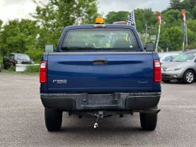 2010 FORD F250 SUPER DUTY REGULAR CAB PICKUP V8, 5.4 LITER XLT PICKUP 2D 8 FT