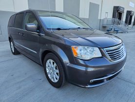 2016 CHRYSLER TOWN & COUNTRY PASSENGER V6, 3.6 LITER TOURING MINIVAN 4D
