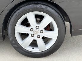 2005 LEXUS ES SEDAN V6, 3.3 LITER ES 330 SEDAN 4D