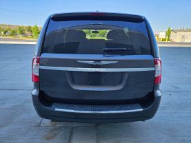 2016 CHRYSLER TOWN & COUNTRY PASSENGER V6, 3.6 LITER TOURING MINIVAN 4D