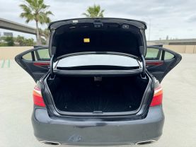 2010 LEXUS LS SEDAN V8, 4.6 LITER LS 460 SEDAN 4D