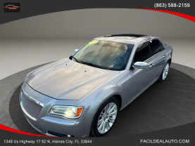 2013 CHRYSLER 300 SEDAN V8, HEMI, 5.7 LITER 300C SEDAN 4D