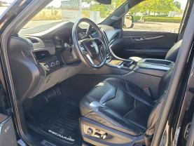 2017 CADILLAC ESCALADE ESV SUV V8, 6.2 LITER PLATINUM SPORT UTILITY 4D