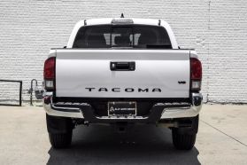 2020 TOYOTA TACOMA DOUBLE CAB PICKUP V6, 3.5 LITER SR5 PICKUP 4D 5 FT